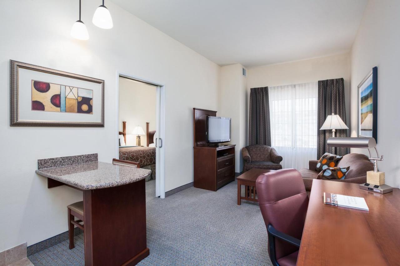 Staybridge Suites El Paso Airport By Ihg Exterior photo