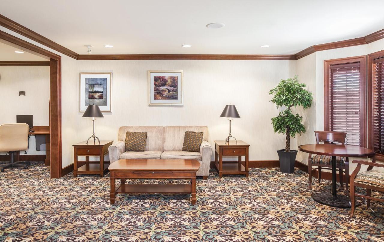 Staybridge Suites El Paso Airport By Ihg Exterior photo